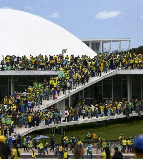PMs se esconderam no banheiro do STF para não enfrentar golpistas