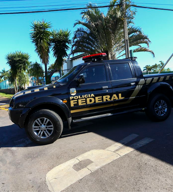  Moraes determina que PF apreenda dinheiro e bens acima de R$ 10 mil de hacker e de Zambelli