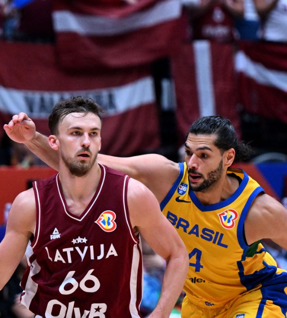 Derrota para a Letônia no Mundial de Basquete tira vaga olímpica do Brasil