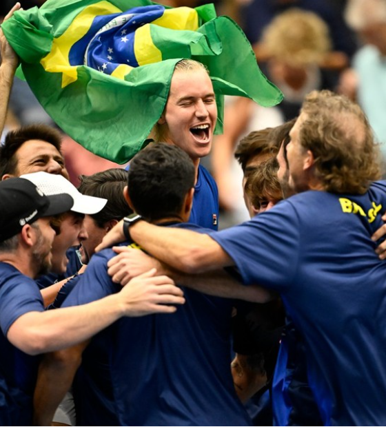 Tênis: Brasil vence Dinamarca vai aos playoffs de duplas da Copa Davis