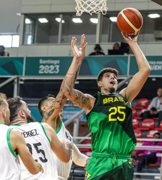 Brasil larga bem e vence o México no basquete masculino