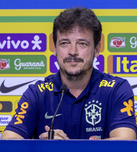 Fernando Diniz convoca Seleção Brasileira para jogos das Eliminatórias