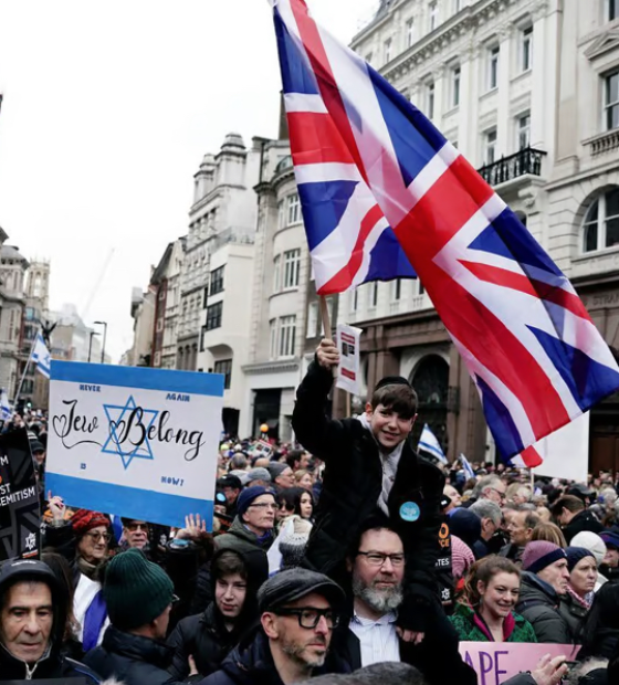 Marcha em Londres reúne milhares contra o antissemitismo