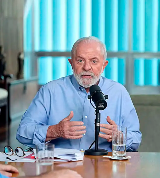 Lula defende criminalizar quem espalha fake news sobre vacinação