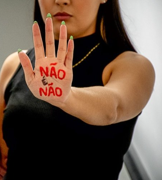 Lei 'Não é Não' para proteger mulheres em bares e shows é sancionada por Lula