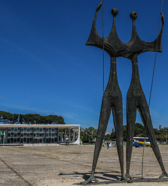 Supremo decide pela legalidade de uso de trajes religiosos em fotos para documentos oficiais