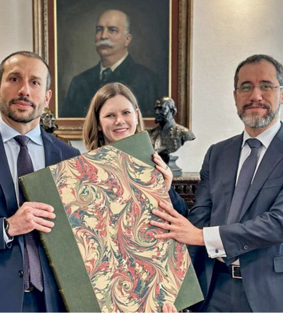 PF resgata em Londres livro de 1823 furtado há 16 anos do museu Goeldi, em Belém