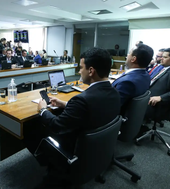 CCJ do Senado aprova aumento de cotas raciais para concurso público