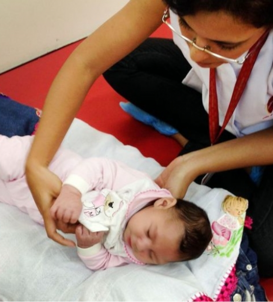 Avança no Senado proposta que garante pensão às crianças vítimas do Zika vírus