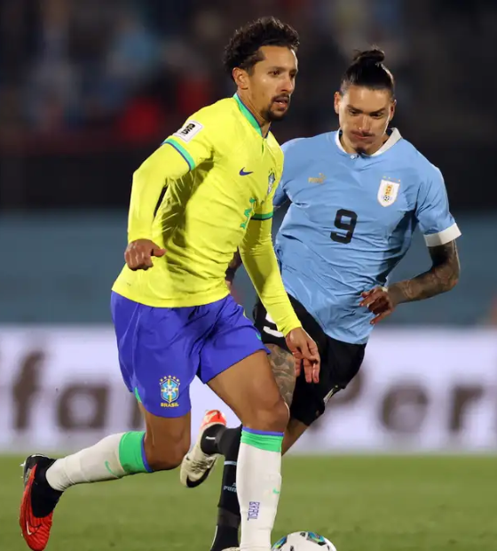 Copa América: Brasil enfrenta Uruguai em busca de vaga nas semifinais