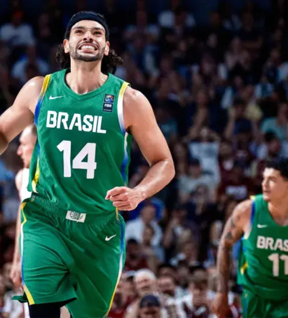 Basquete masculino: Brasil atropela Letônia e garante vaga nos jogos olímpicos de Paris