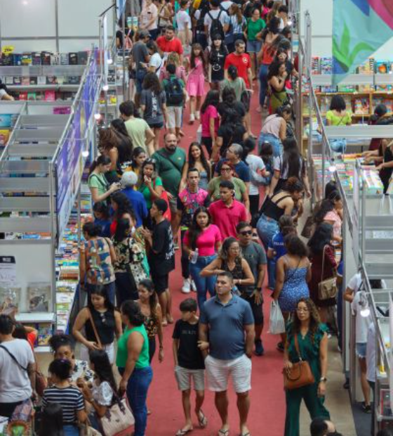 Mais de 450 mil pessoas comparecem à Feira Pan-Amazônica do Livro e das Multivozes