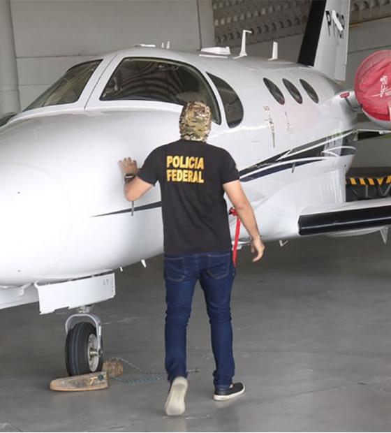 TRE decide pela soltura de oficial da PM preso com mais R$ 1 milhão e porte ilegal de arma