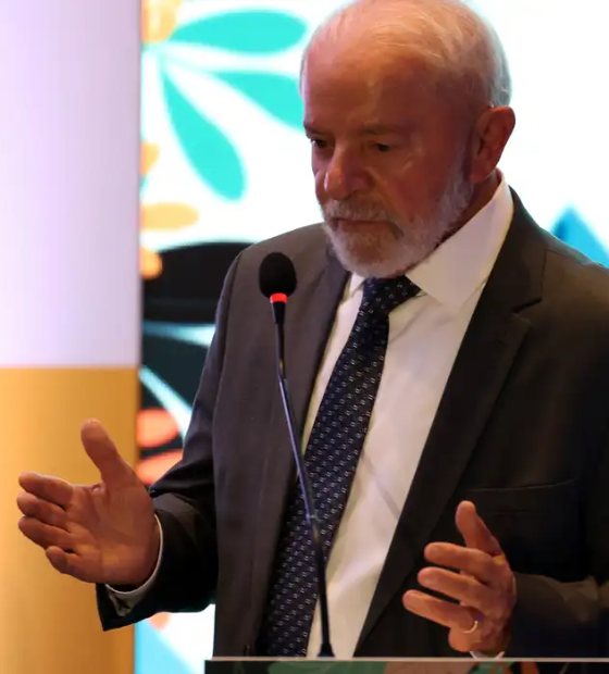 Lula pararabeniza Trump e diz que democracia é a voz do povo e deve ser sempre respeitada