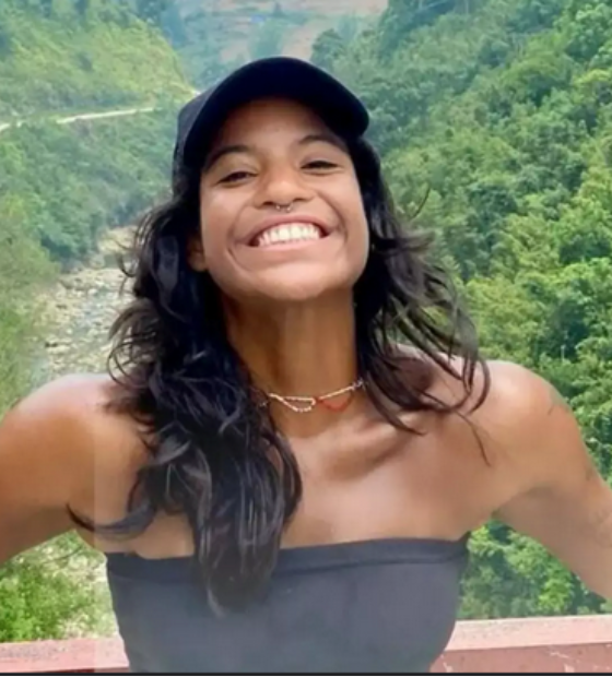 Autópsia aponta que brasileira morreu de hemorragia pouco após queda na Indonésia