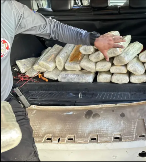 Agentes da Base Candiru apreendem mais de 38kg de drogas durante abordagem no rio Amazonas