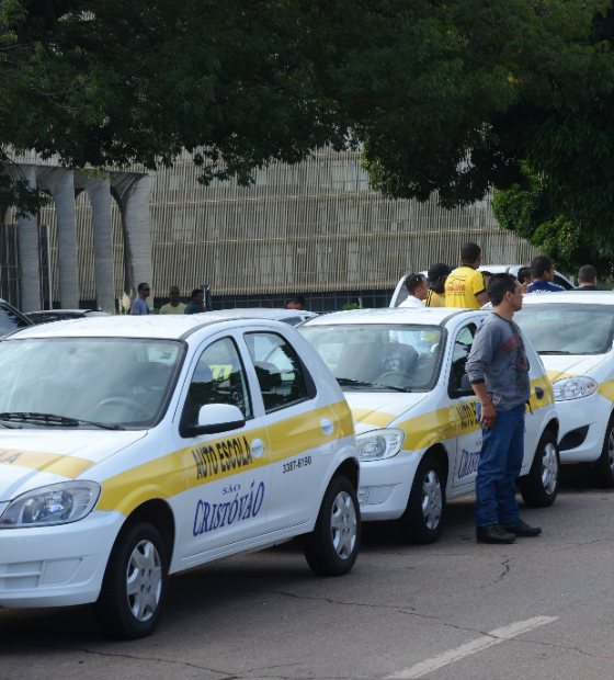 Extinção das autoescolas ameaça segurança no trânsito