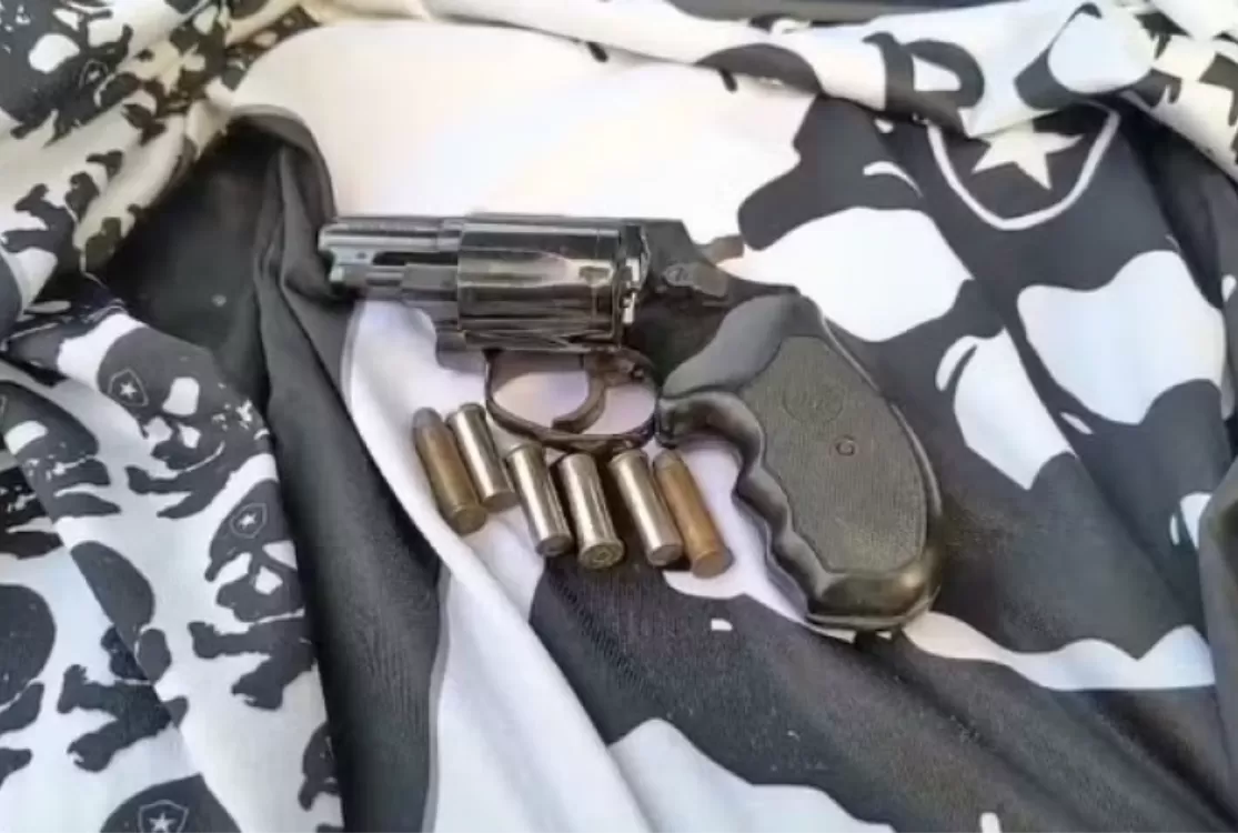 Polícia faz operação contra integrantes de torcidas organizadas envolvidos em crimes