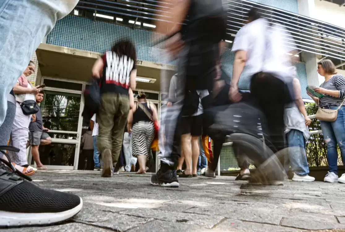 Mais de 760 mil candidatos fazem hoje as provas objetivas do CNU