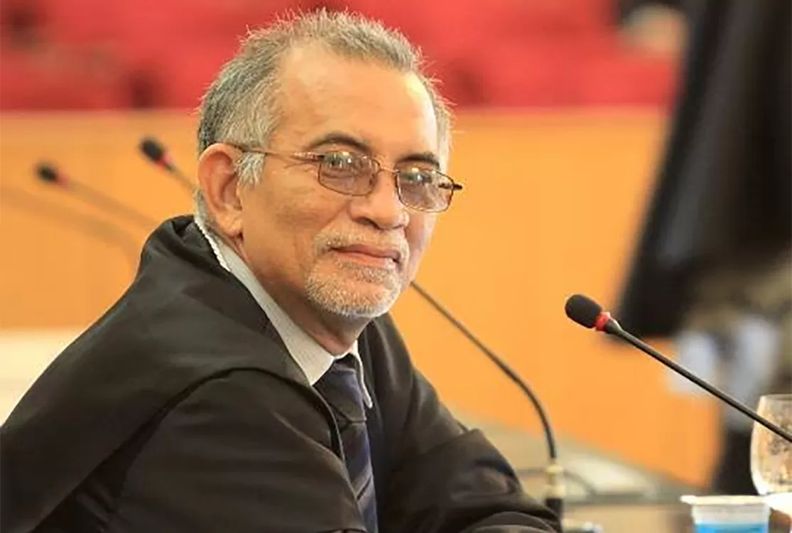 Ainda que aos trancos barrancos, TRE fecha cassação de senador do PT por um voto