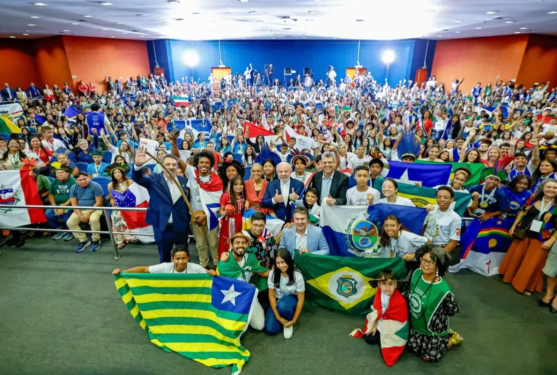 Lula levará compromissos ambientais de jovens para a COP30, em Belém