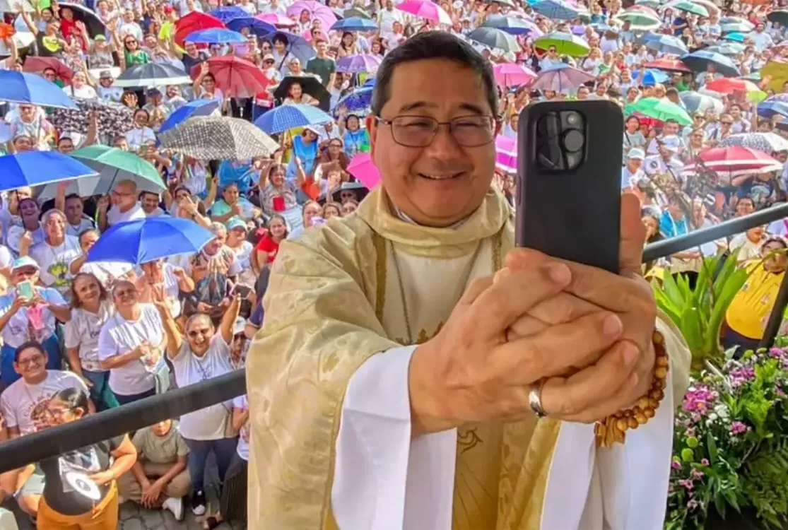 Entre a fé e os maus hábitos, Círio testa os limites de Belém a um mês da COP30