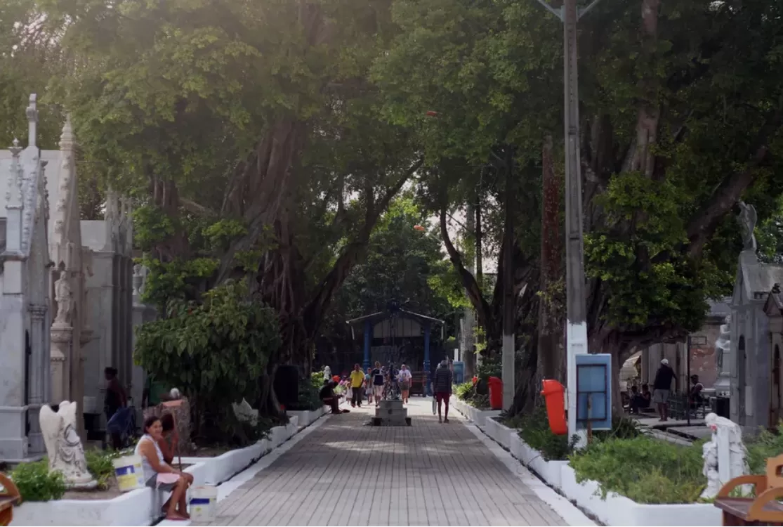 Cemitérios de Belém terão horário ampliado no feriado de Finados