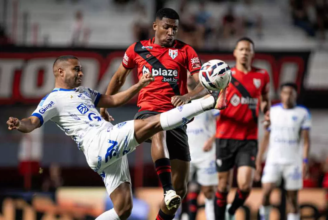 Paysandu perde mais uma e finaliza pior campanha da história com queda para a Série C