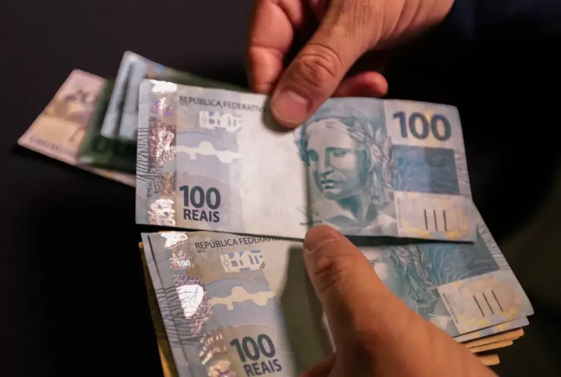 13º salário: Lei determina que primeira parcela deve ser paga até 28 de novembro