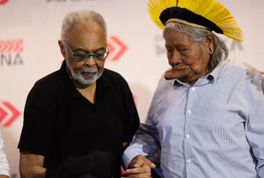 COP30: Gil e Raoni trocam saberes: 'Consciência de pertencer à natureza'