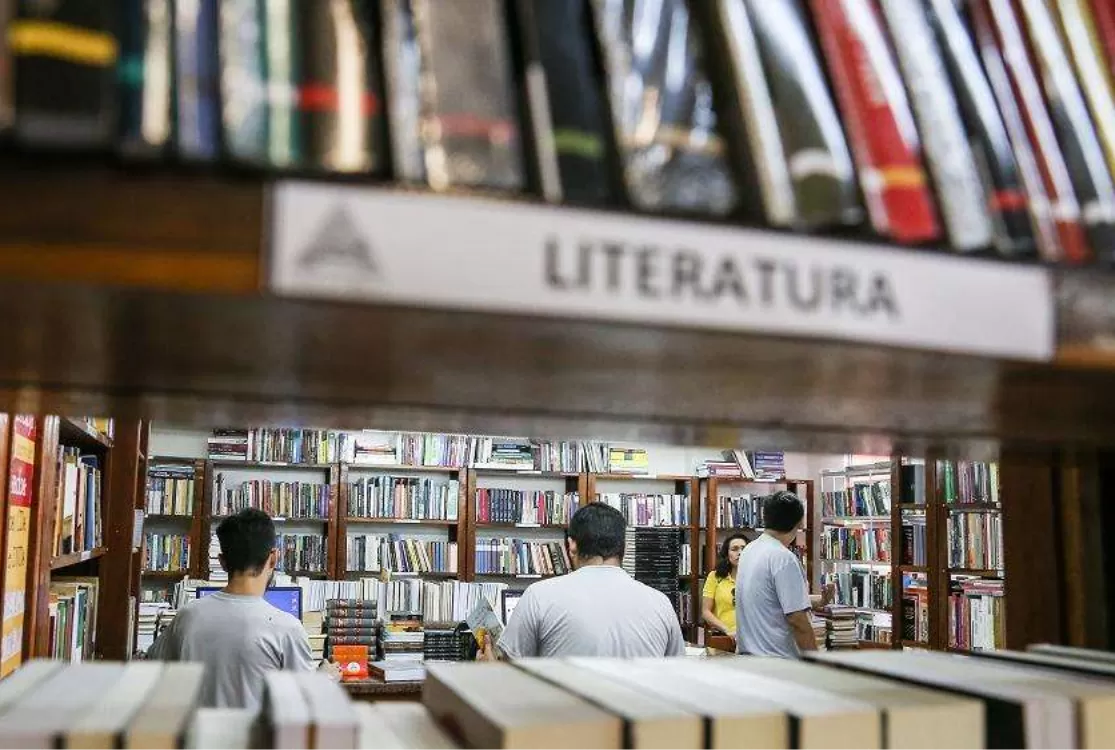 Livreiros se unem em campanha para valorizar livrarias nos tempos de redes sociais