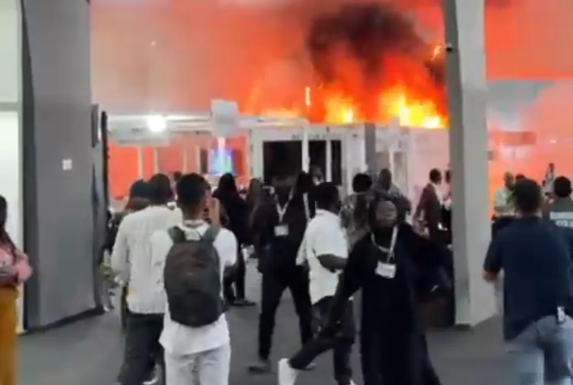 Incêndio atinge pavilhão na COP30 e área é evacuada; não houve feridos