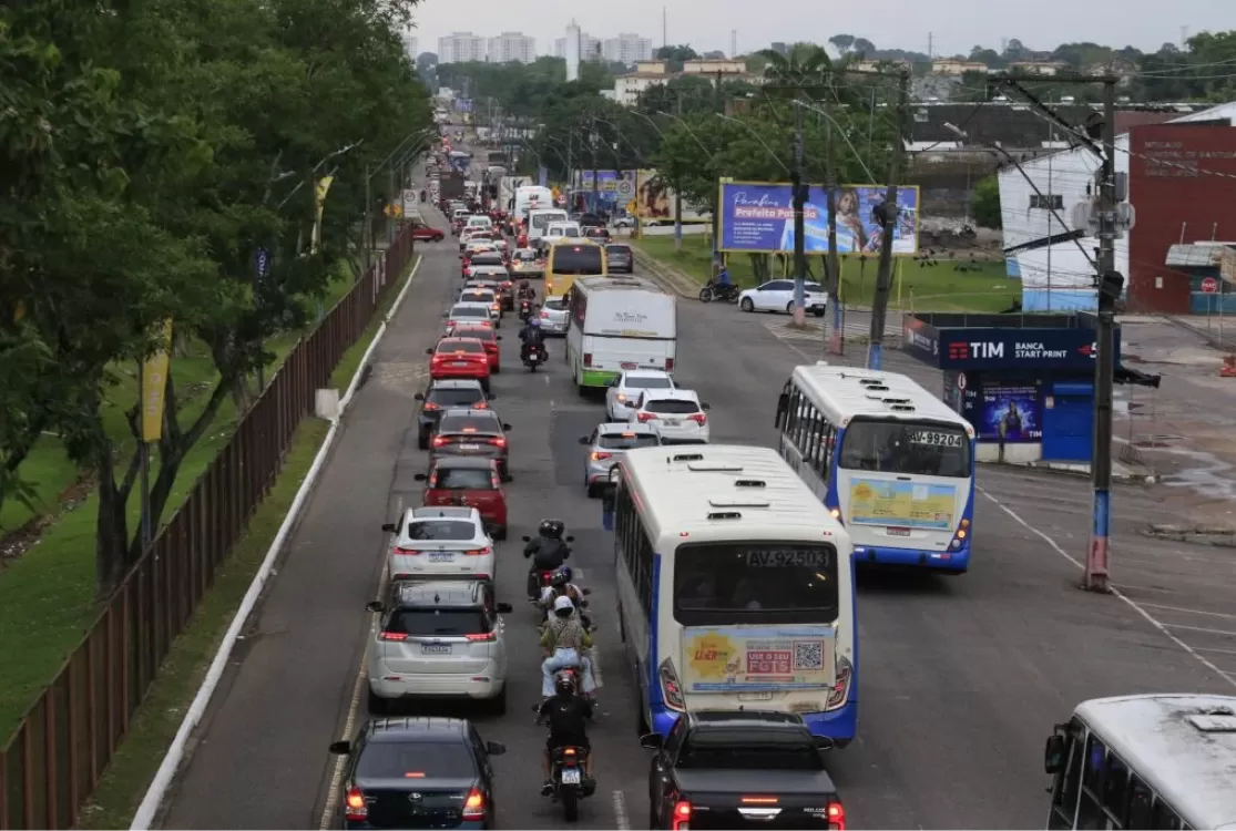 Retorno do feriado prolongado registra tráfego intenso na BR-316, neste domingo, 4