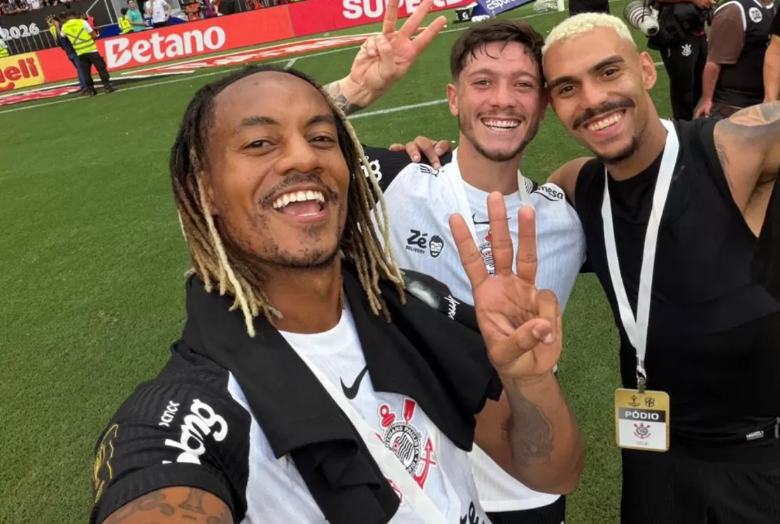 Corinthians desbanca favorito Flamengo e conquista a Supercopa Rei