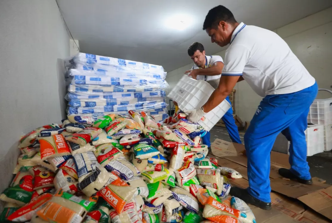 Show do Guns N' Roses em Belém rendeu 2 toneladas de alimentos a vítimas de chuvas