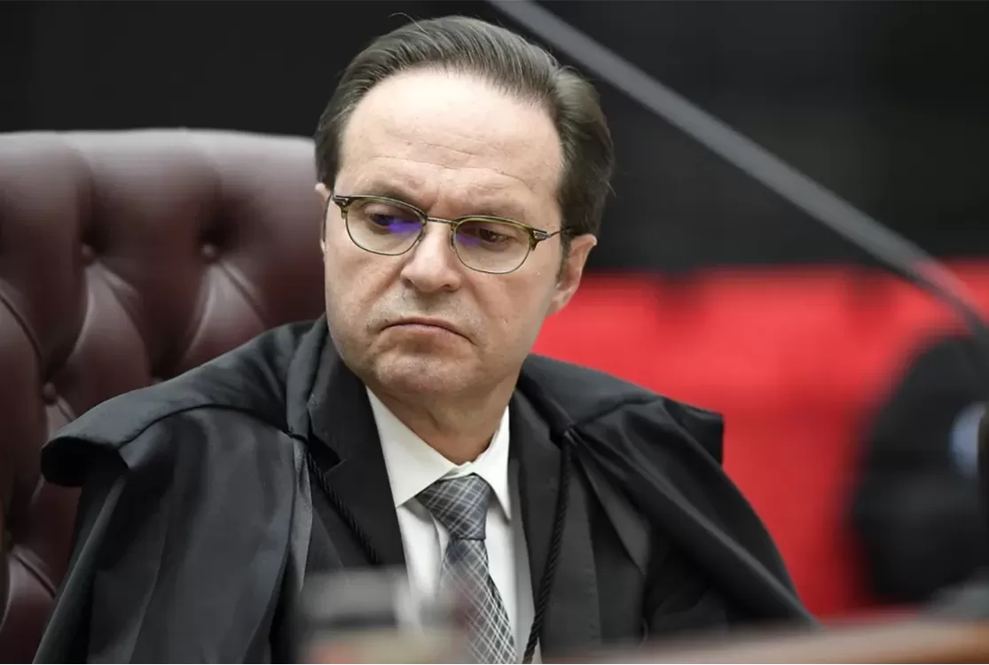 Ministro suspende condenação de ex-prefeito e reabre debate sobre limites da 