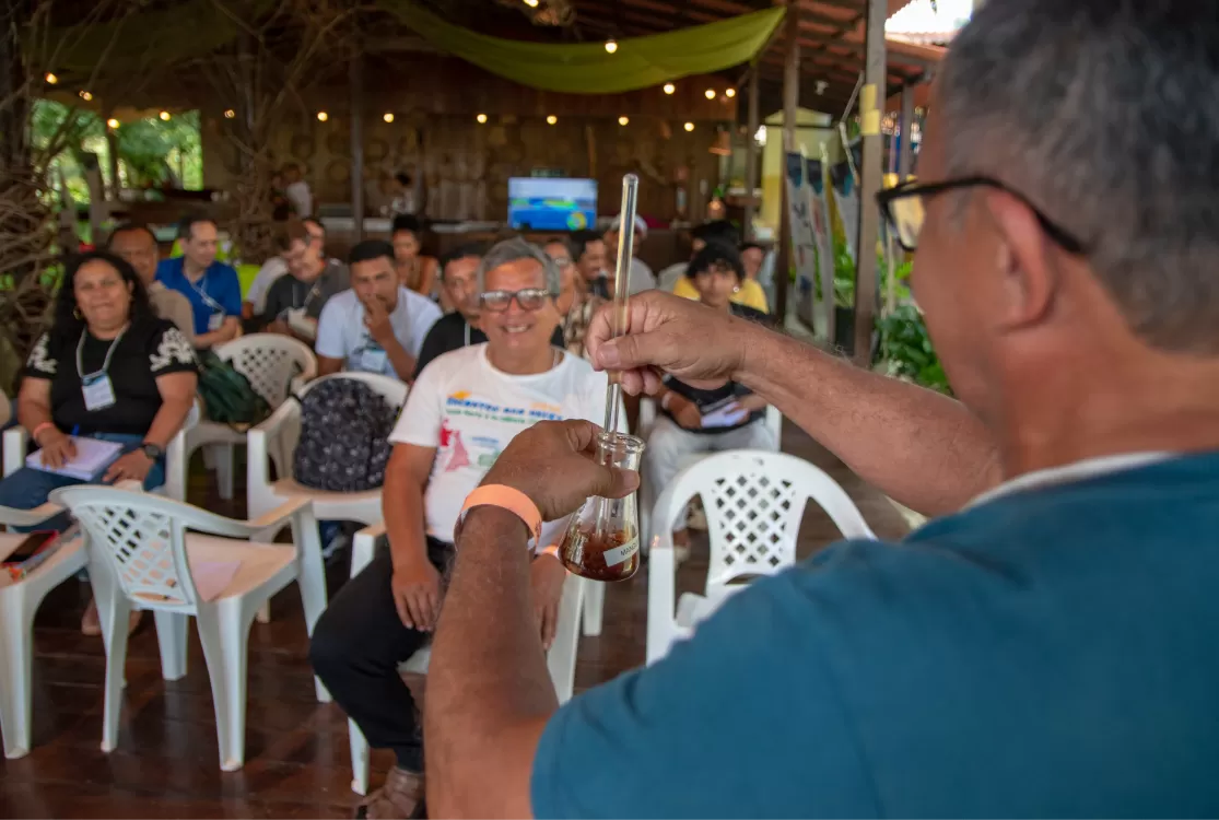 Projeto Floresta Azul debate preservação de manguezais com extrativistas do Pará