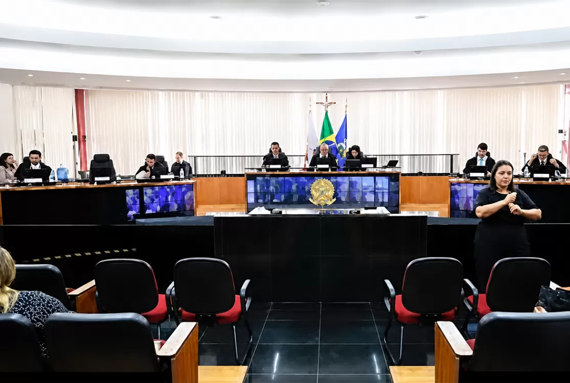 Relógio da Justiça encontra calendário eleitoral e amplia o controle político