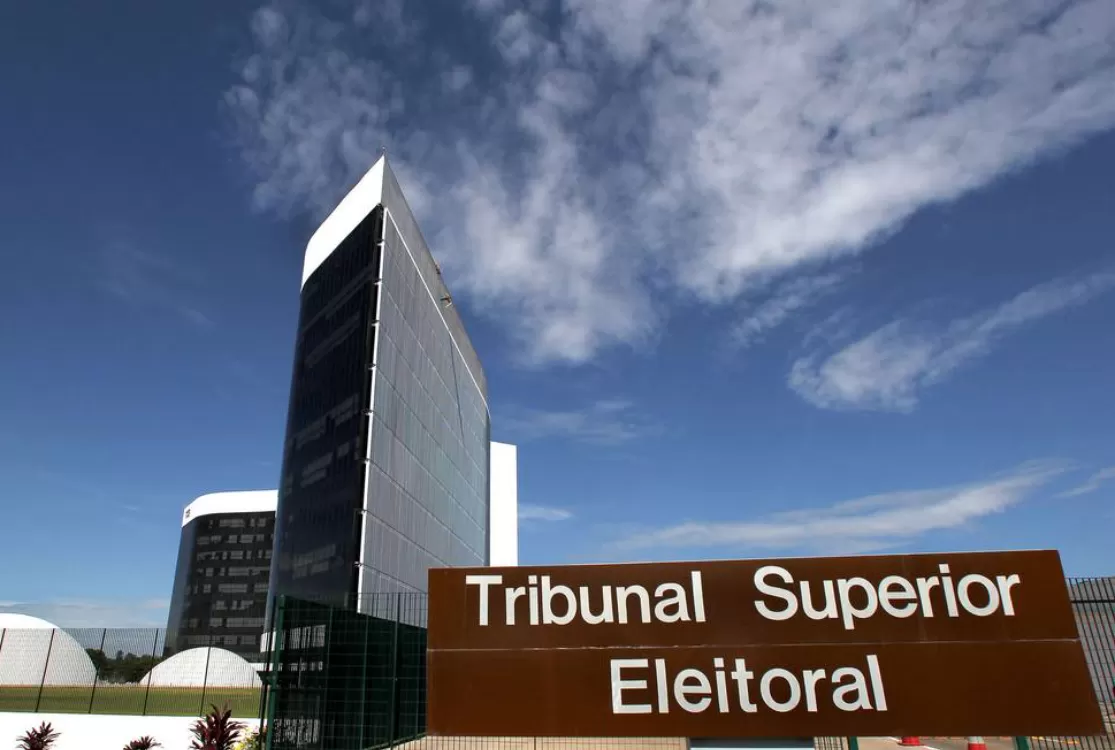 Justiça Eleitoral abre prazo para solicitação do processo de voto em trânsito