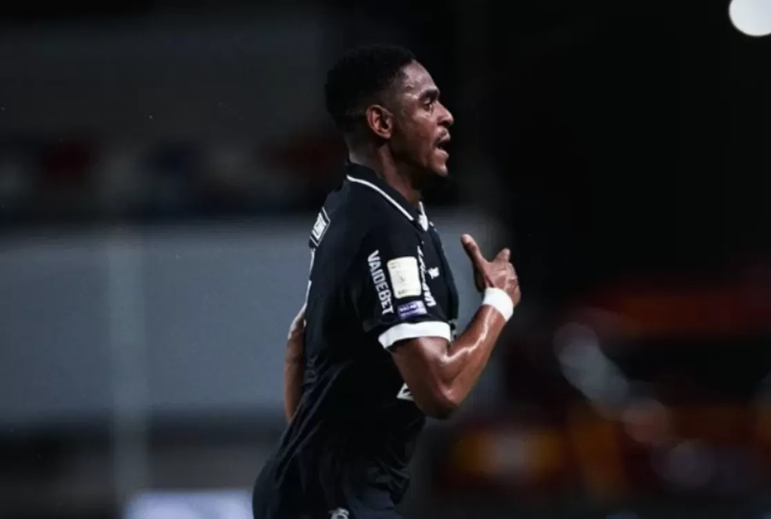 Remo vence Vitória por 2 a 0 no Mangueirão e se aproxima de deixar o Z-4