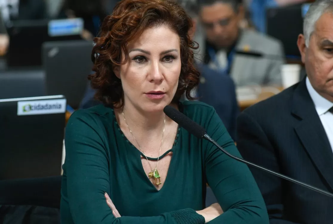 'Bancada Zambelli' terá mãe, irmão e advogado da ex-deputada como candidatos
