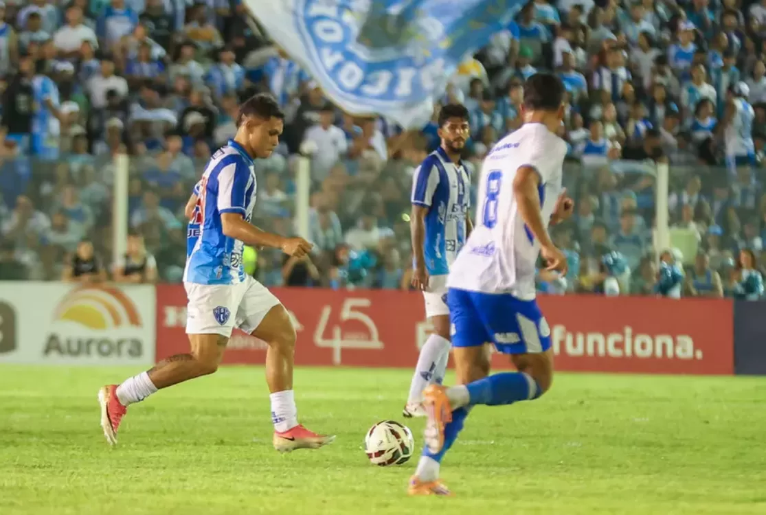 Paysandu vira no final, vence o Confiança por 2 a 1 e respira na Série C do Brasileiro